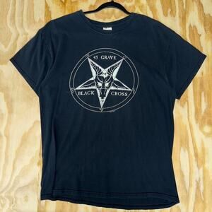 Large - Vintage pentagram goat black cross thrasher style t-shirt